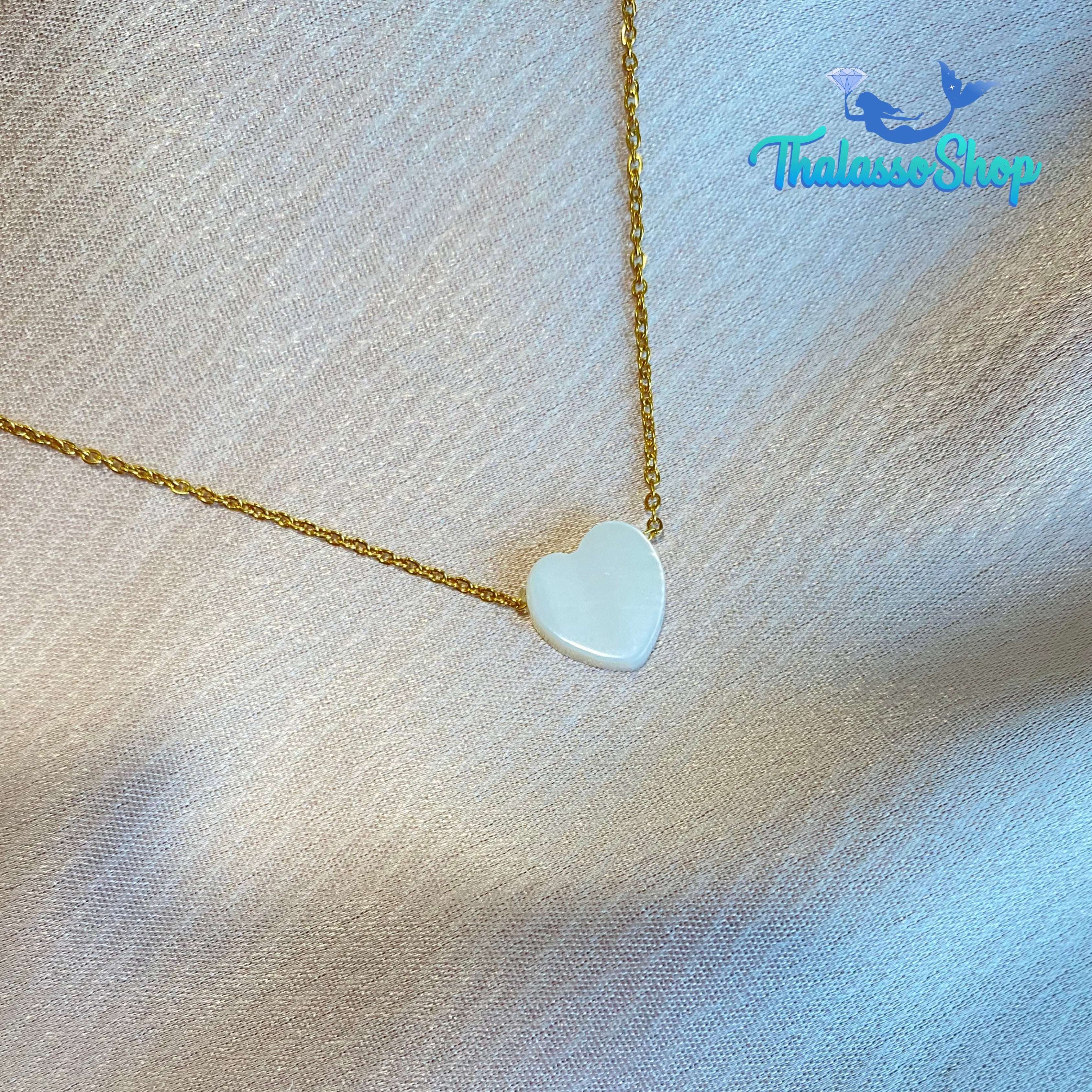 AMOUR Pearl Necklace