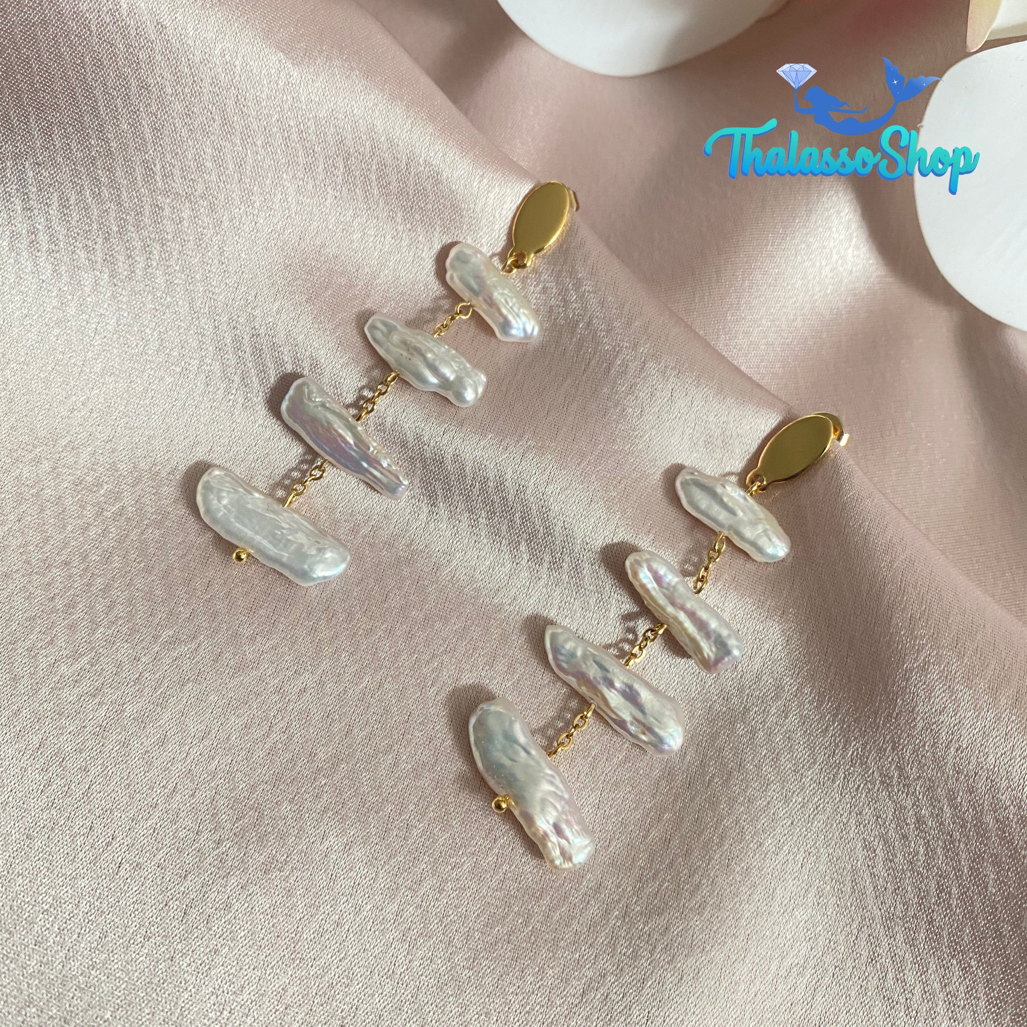 ALICIA Pearl Earrings