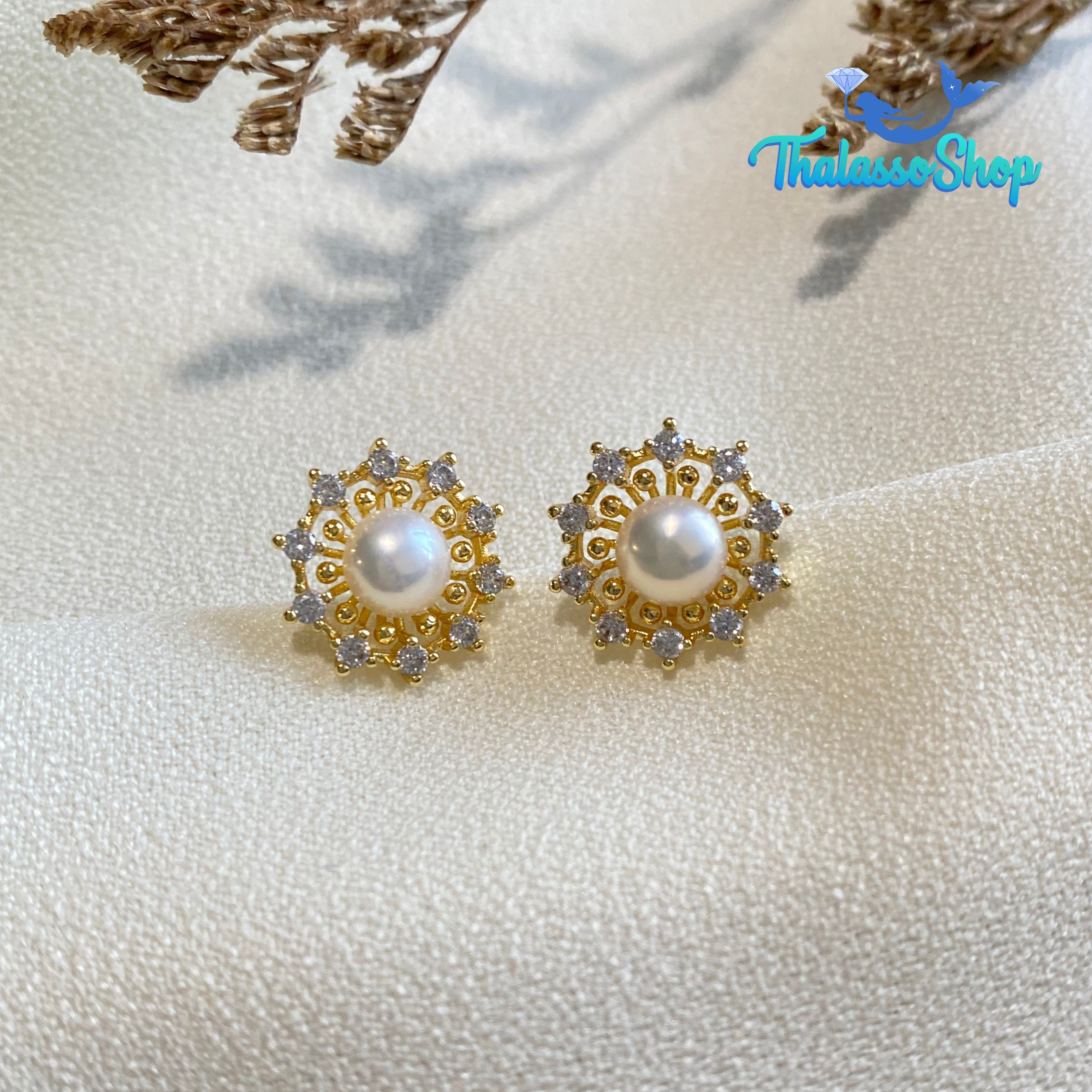 STACEY Pearl Earrings