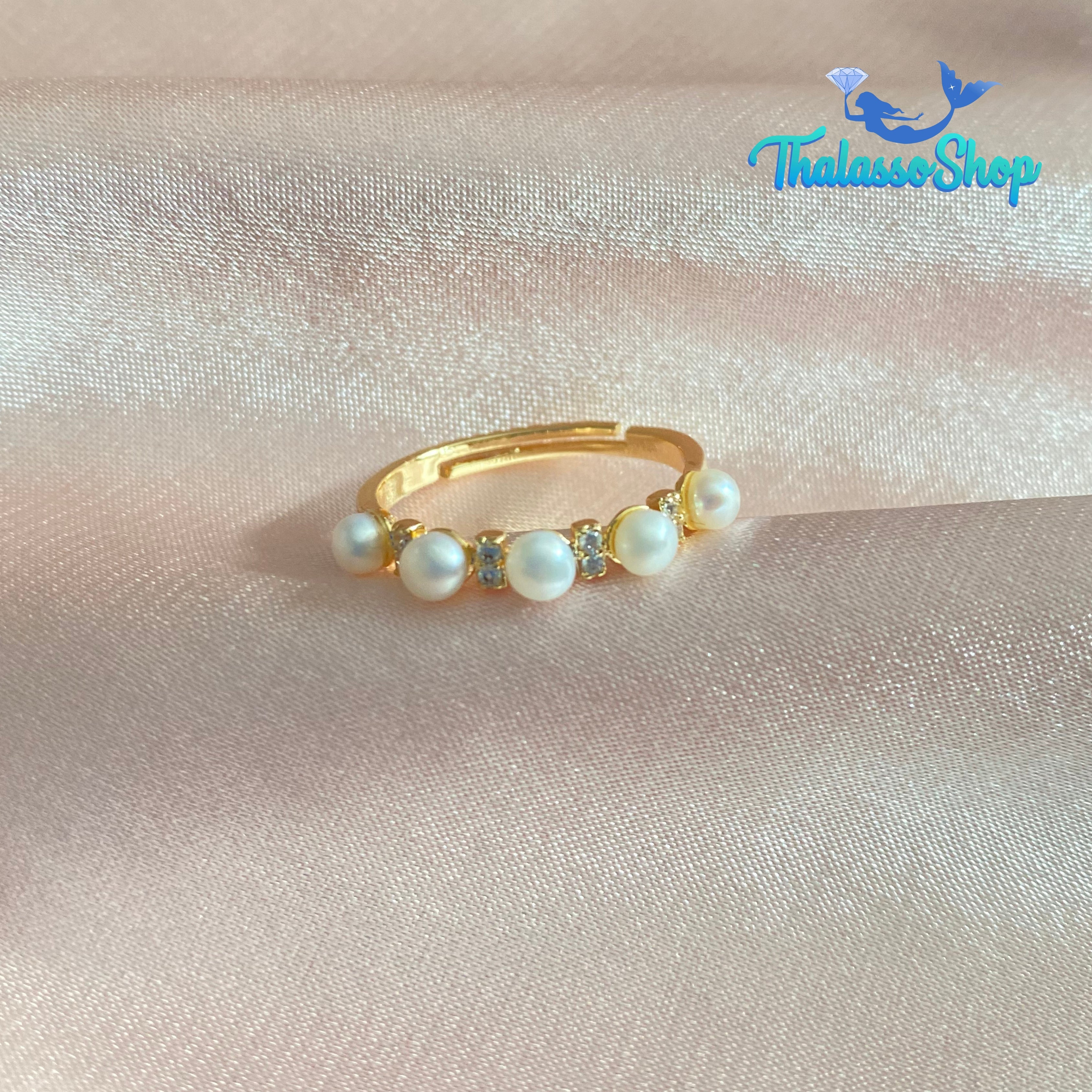MOLLY Pearl Ring