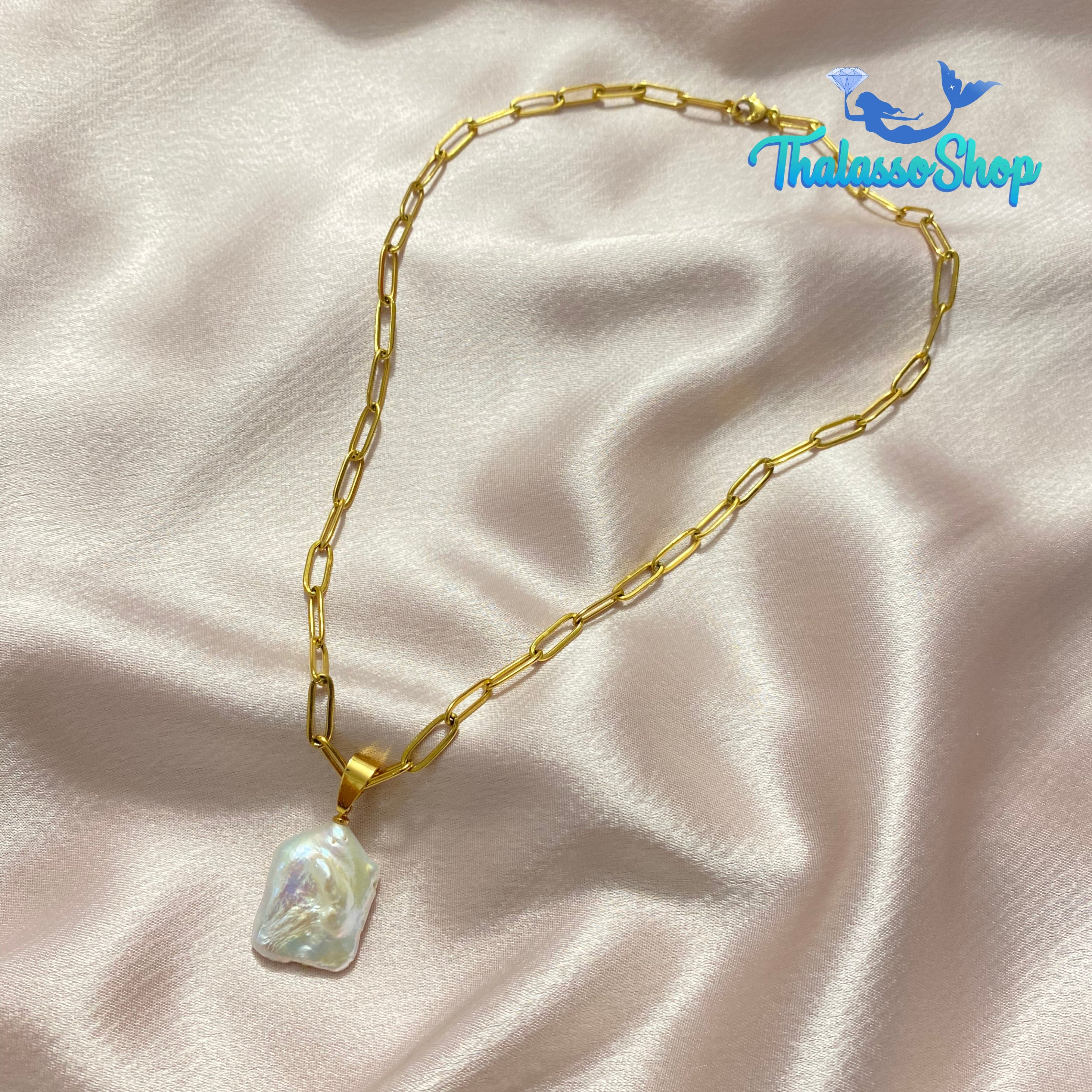 VENUS Pearl Necklace