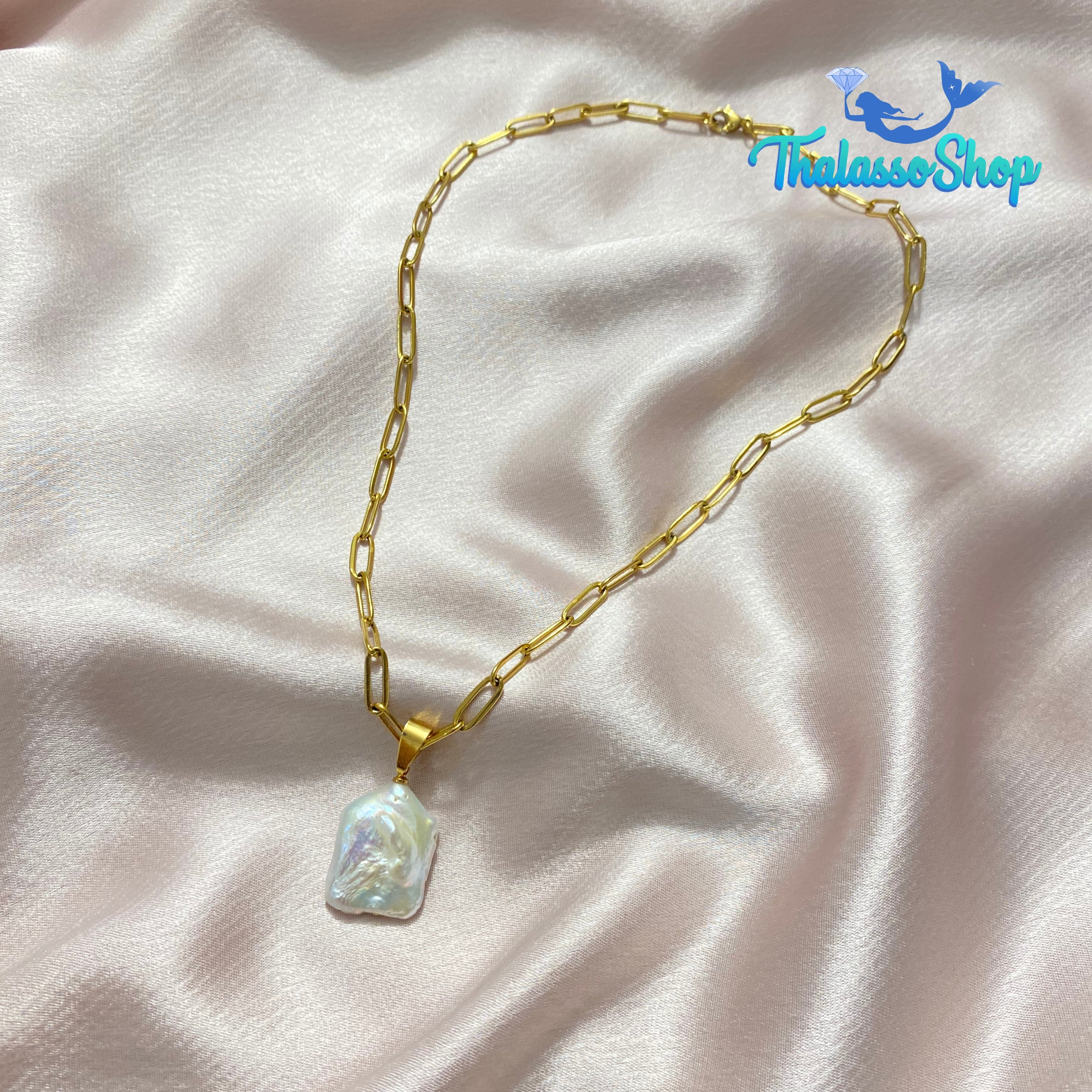 VENUS Pearl Necklace
