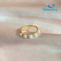 MOLLY Pearl Ring