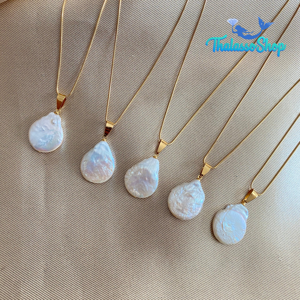 KYLIE oversized Pearl Necklace