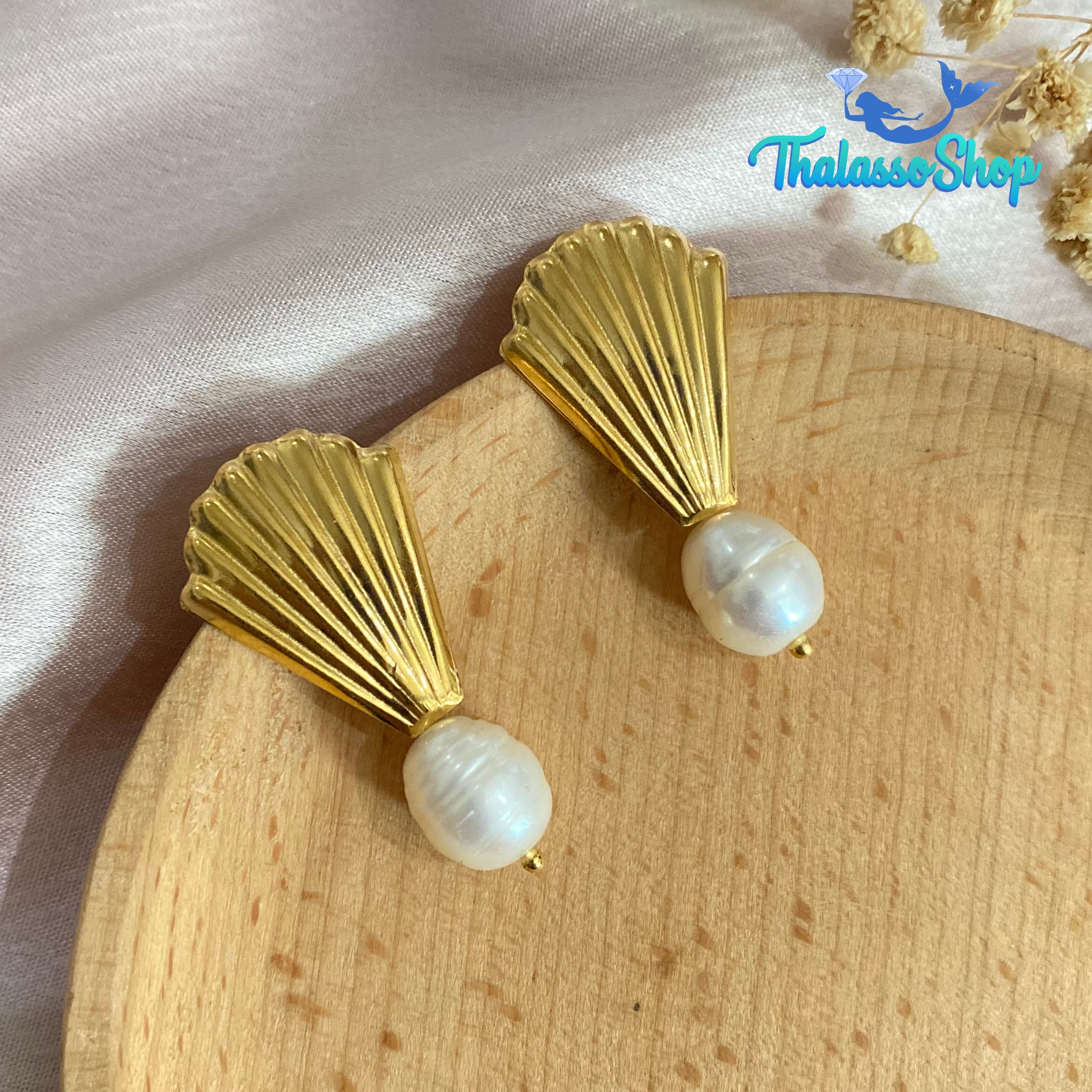 SOPHIE Pearl Earrings