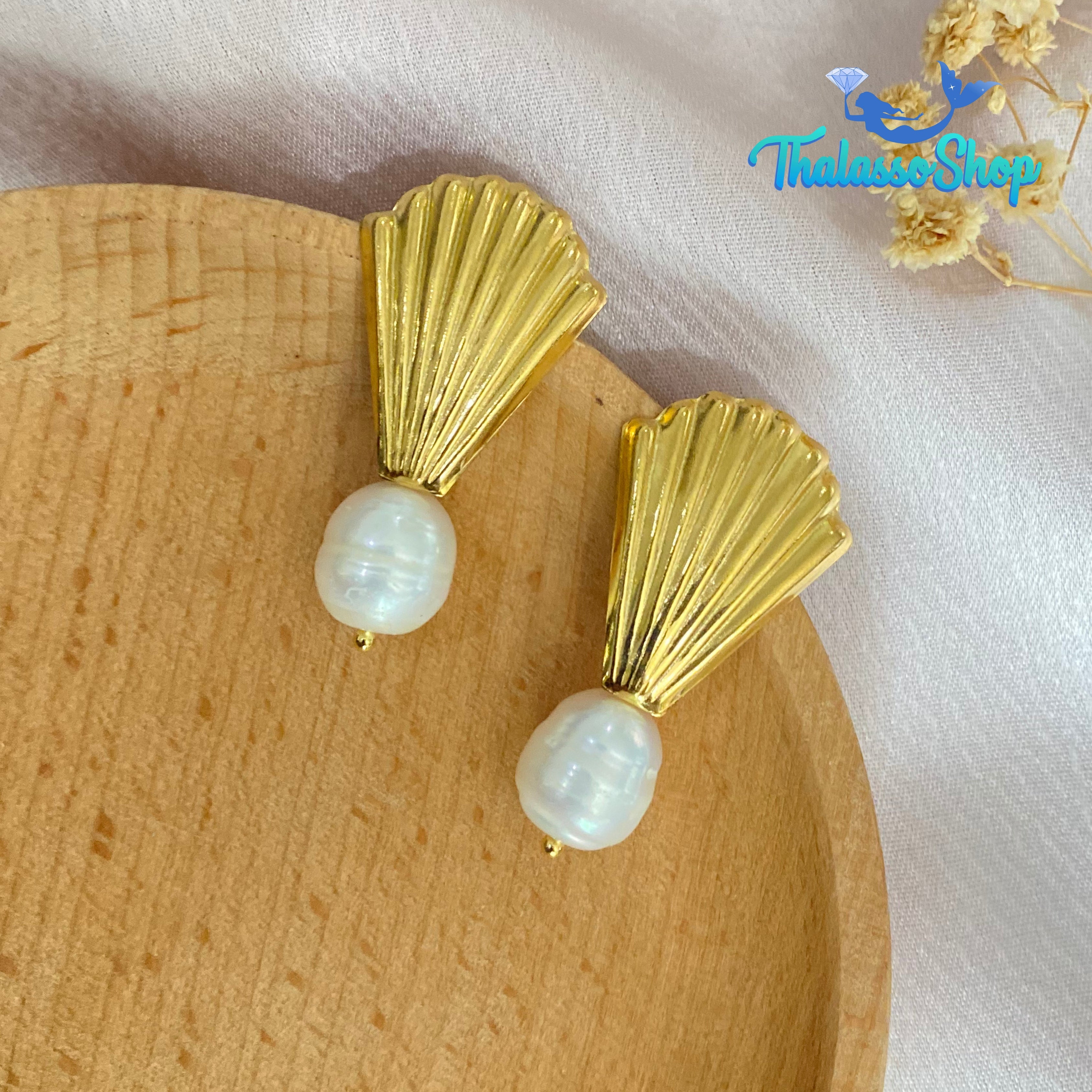 SOPHIE Pearl Earrings