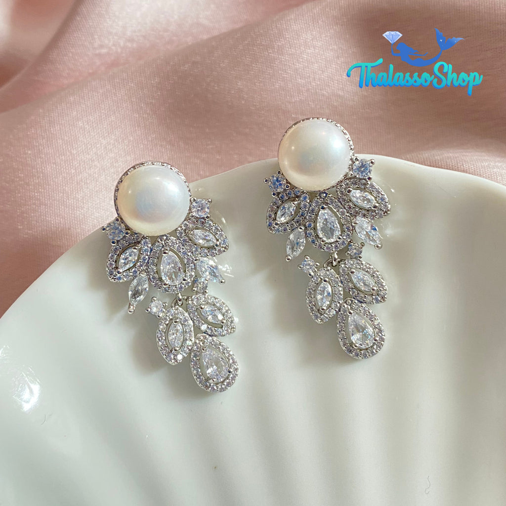STEPHANIE Pearl Earrings