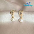 CHELSI Pearl Earrings