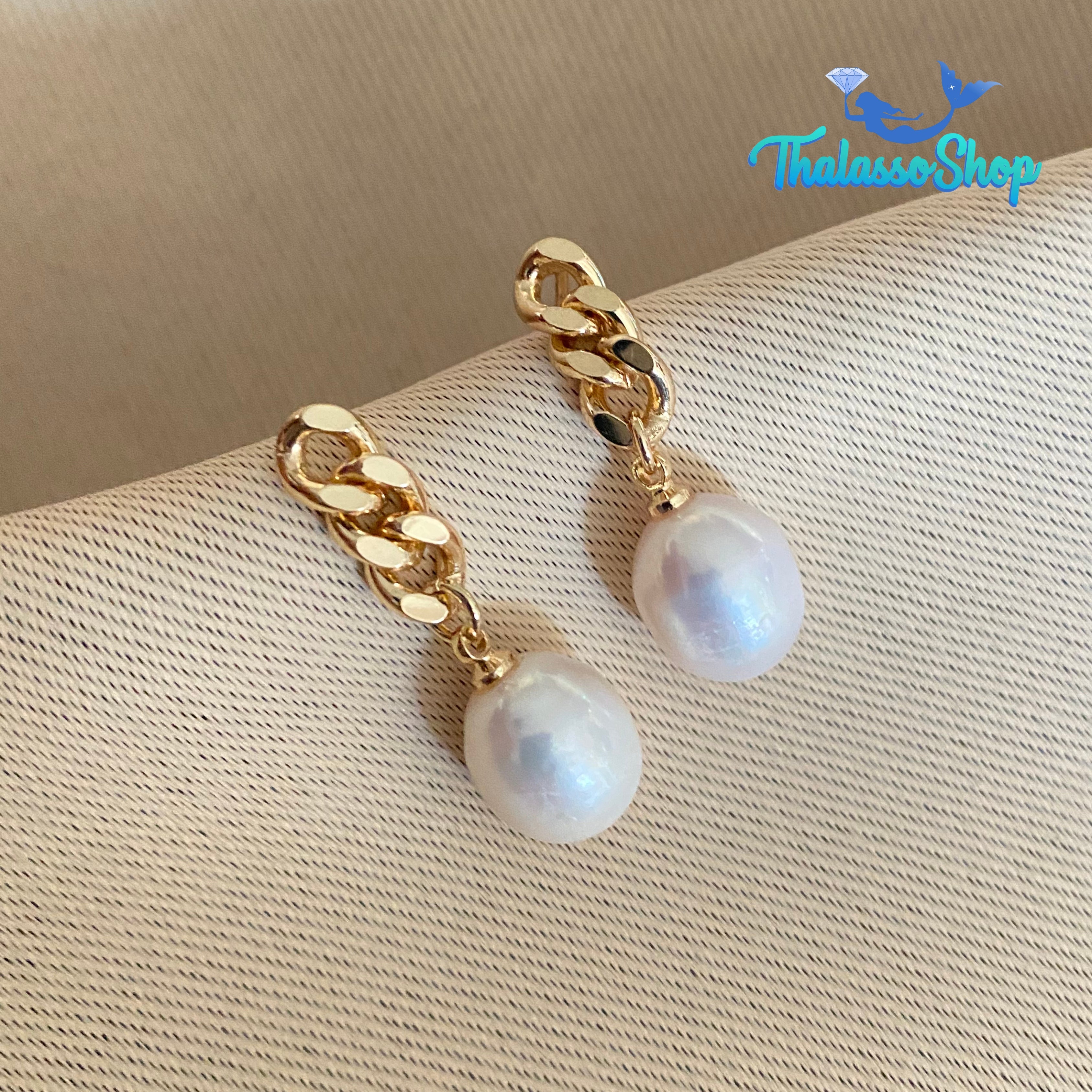HILLEVI Pearl Earrings