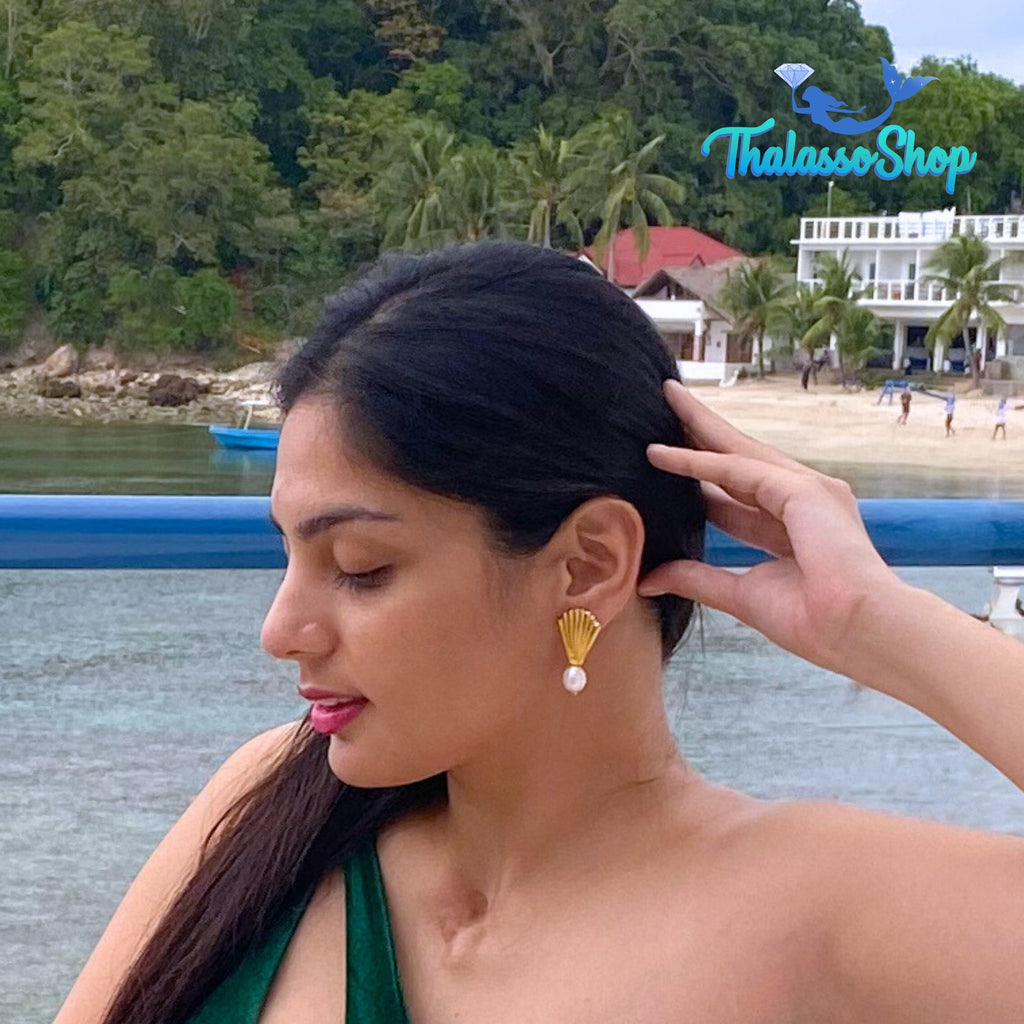 SOPHIE Pearl Earrings