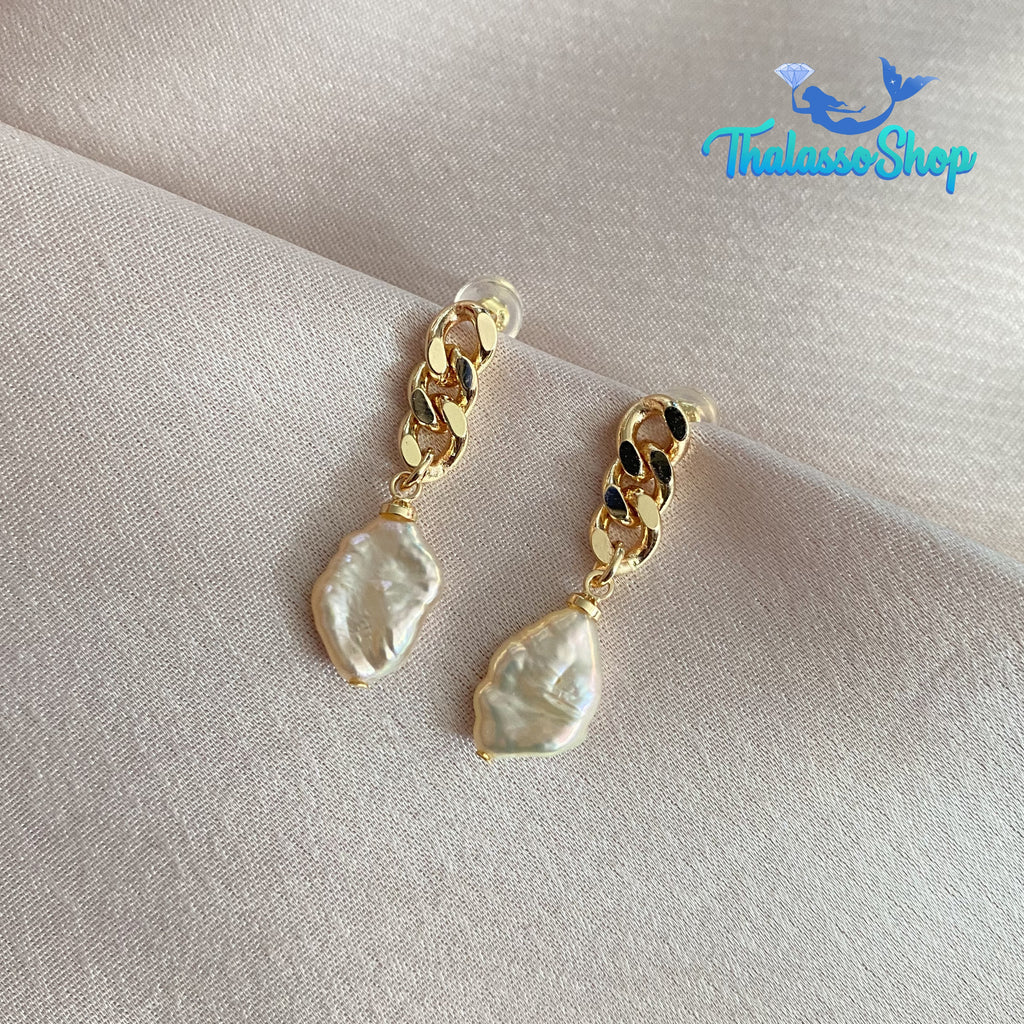 HILLEVI Pearl Earrings