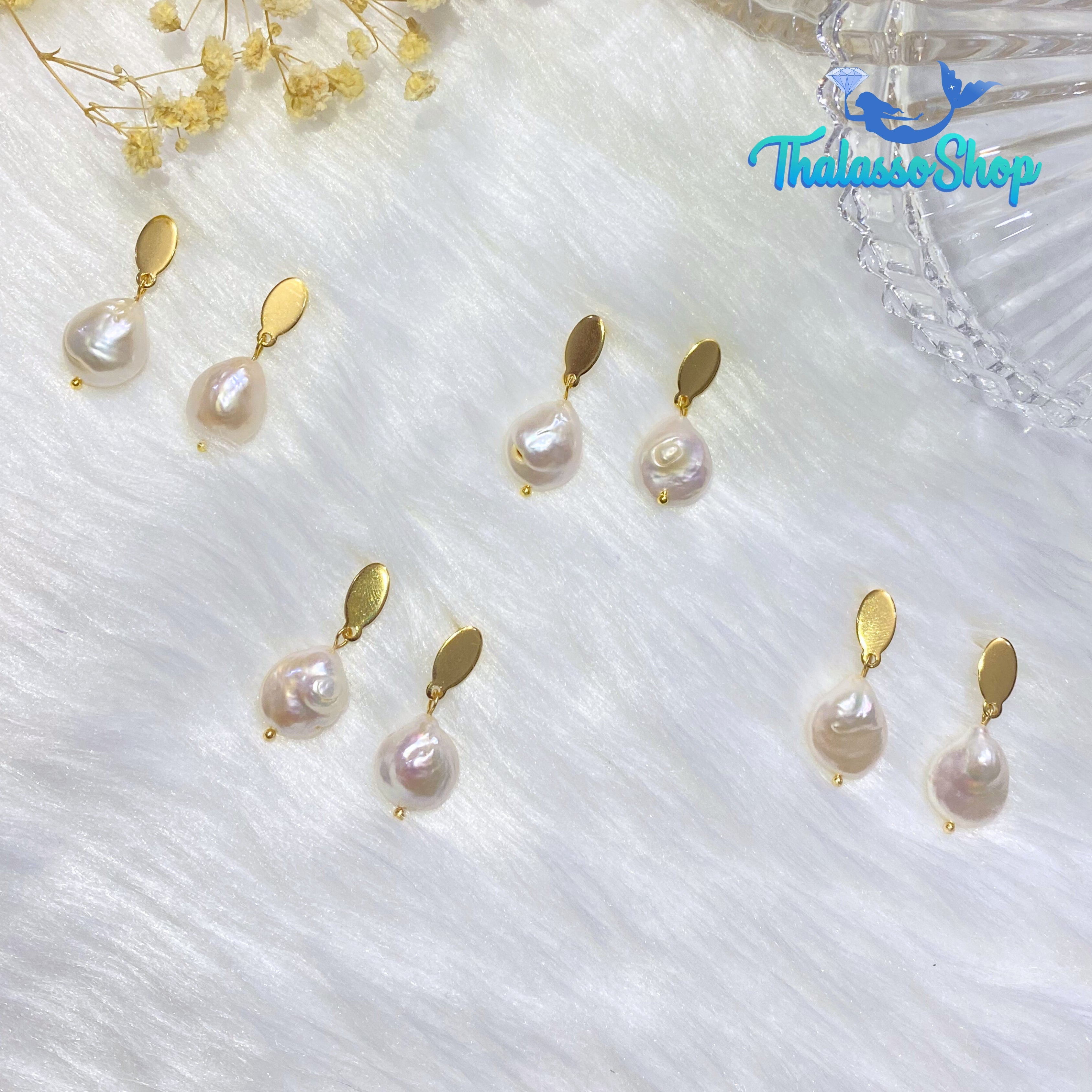 LARA Pearl Earrings