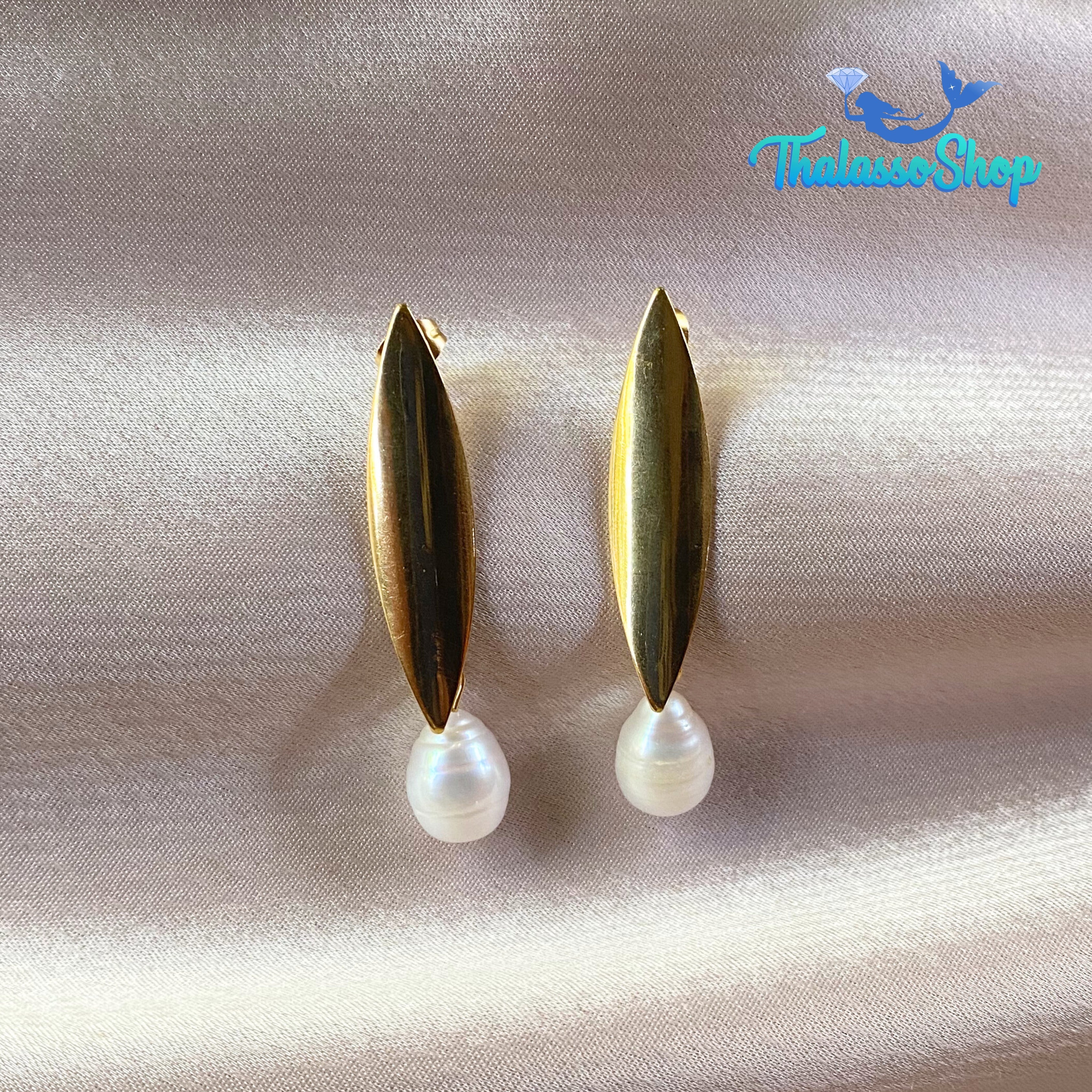 HELEN Pearl Earrings