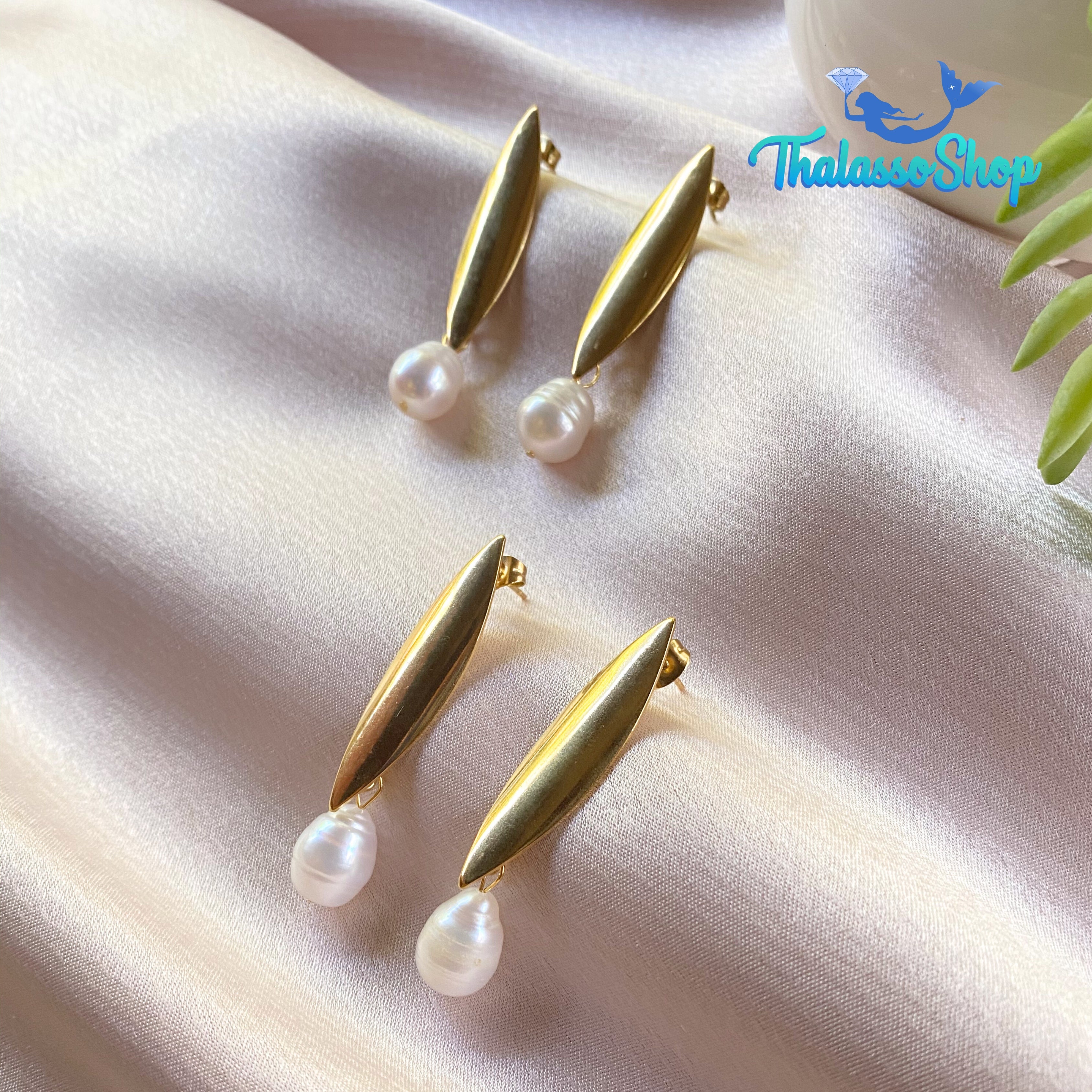 HELEN Pearl Earrings