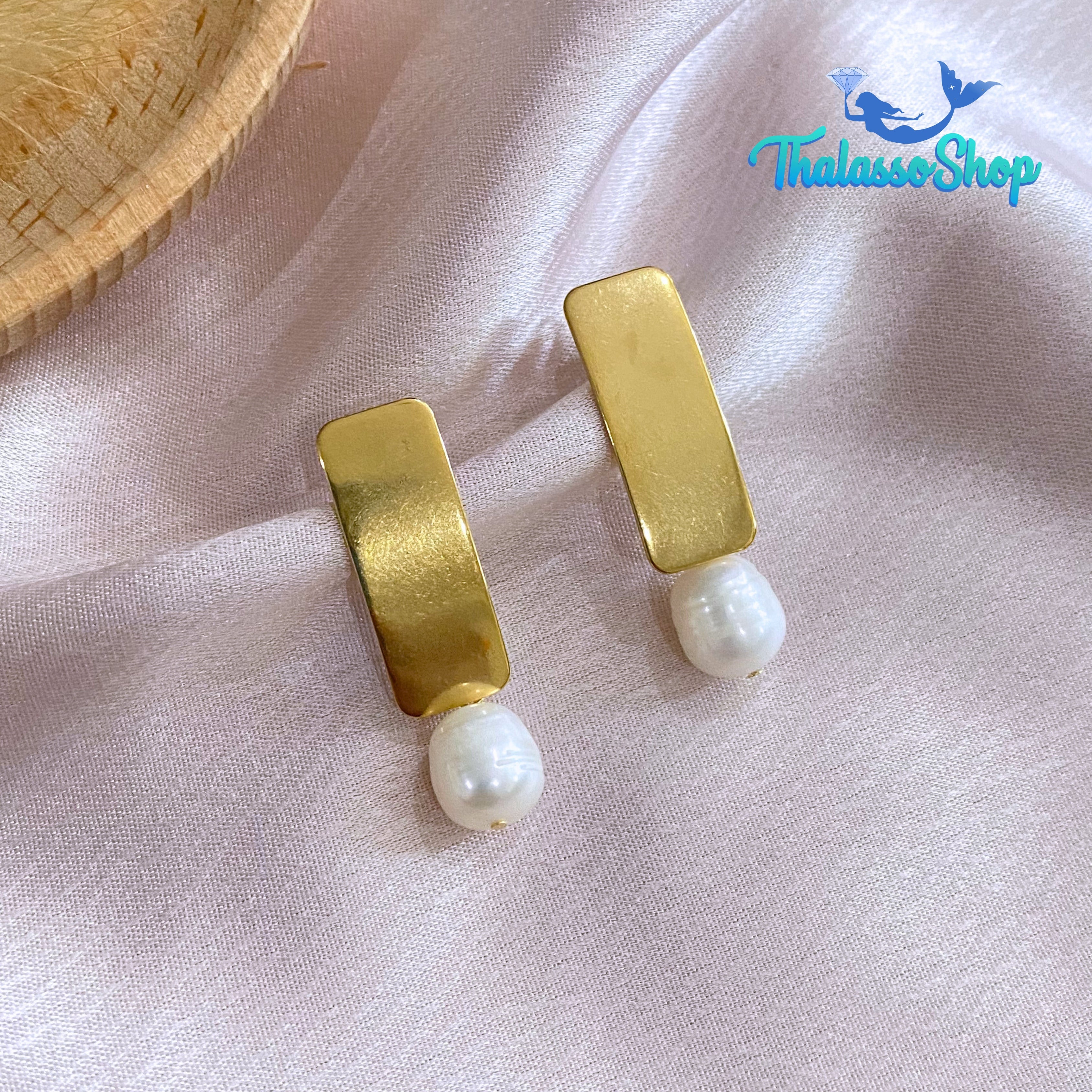 LINDA Pearl Earrings