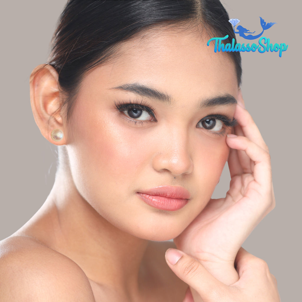 PIA Pearl Stud Earrings