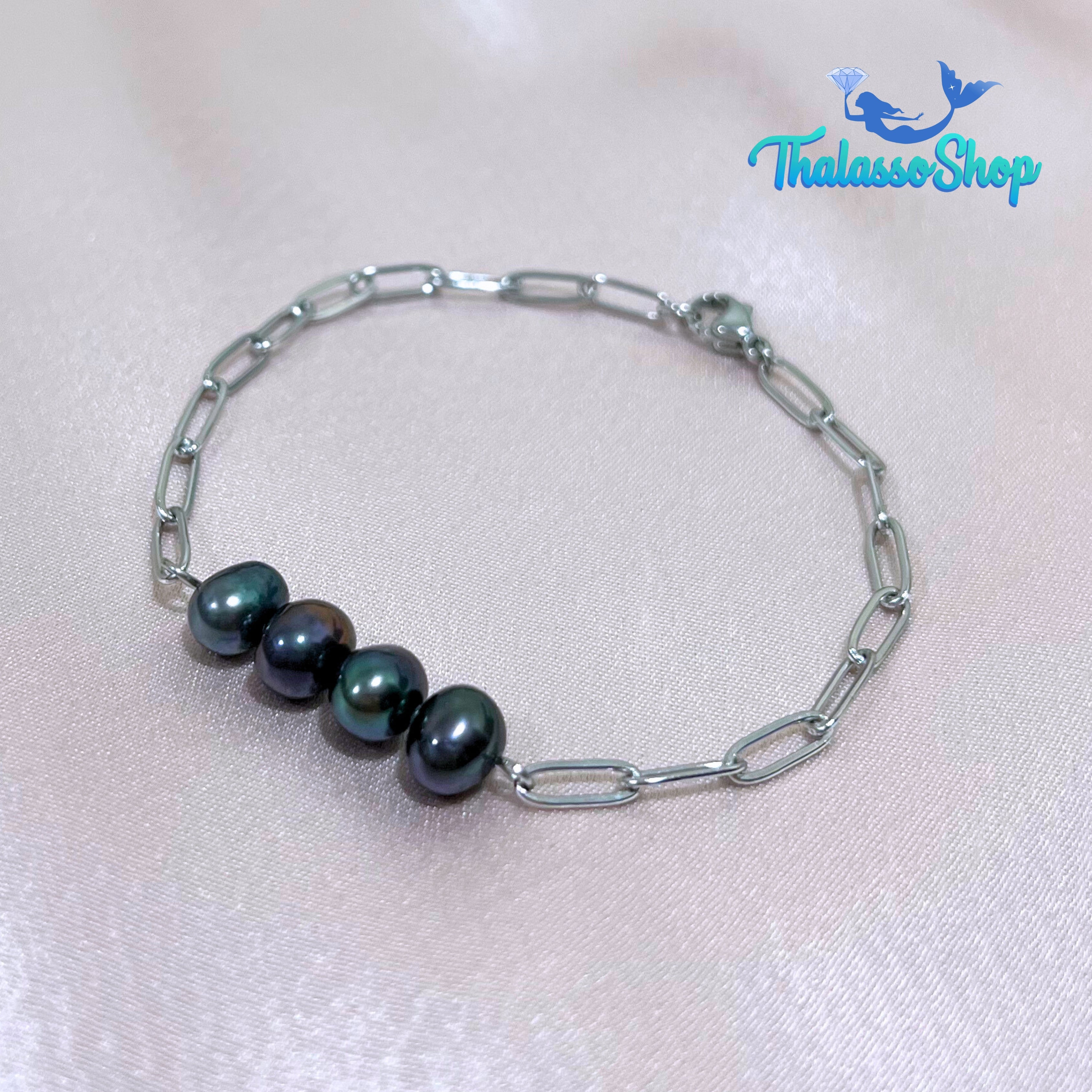 ROXIE Pearl Bracelet
