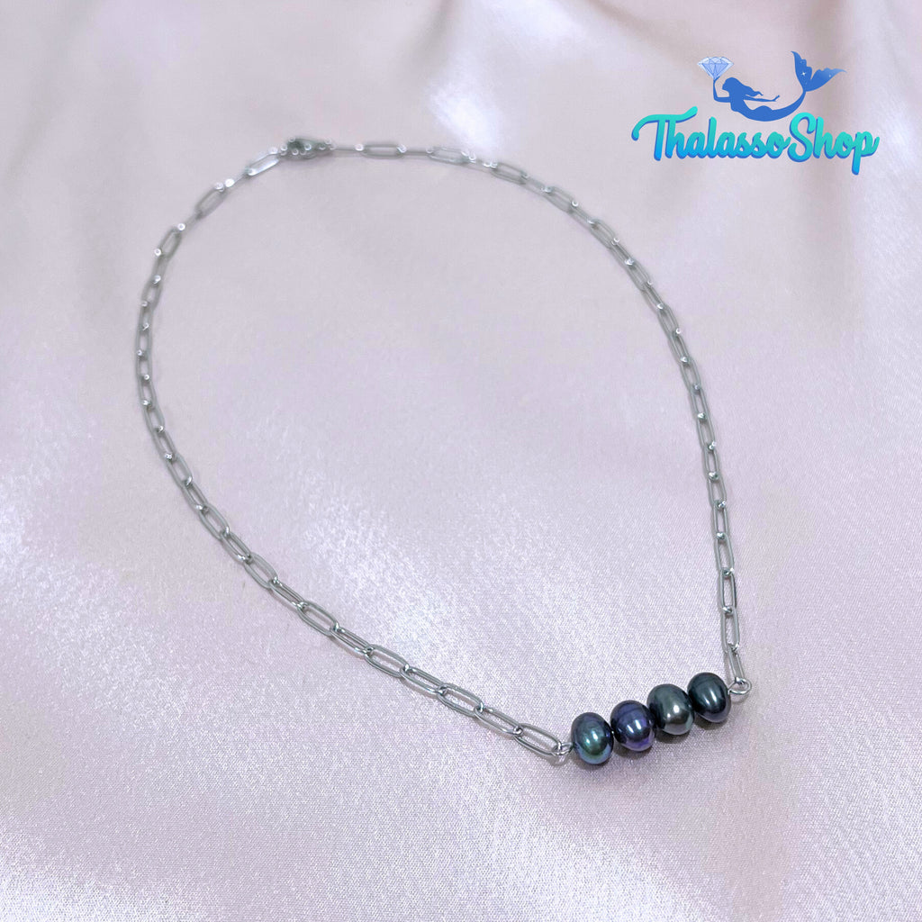 ROXIE Pearl Necklace