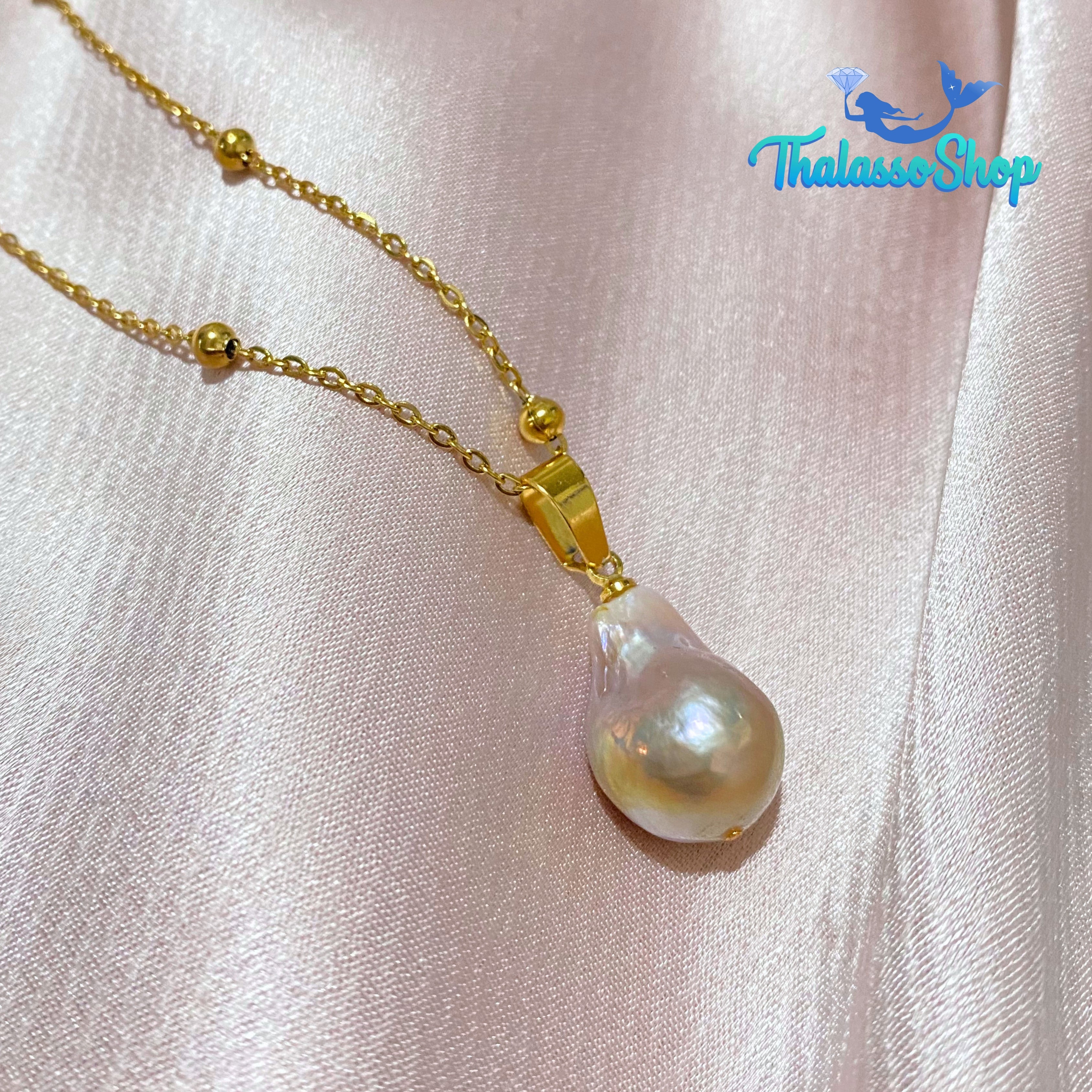 MARTHA Pearl Necklace