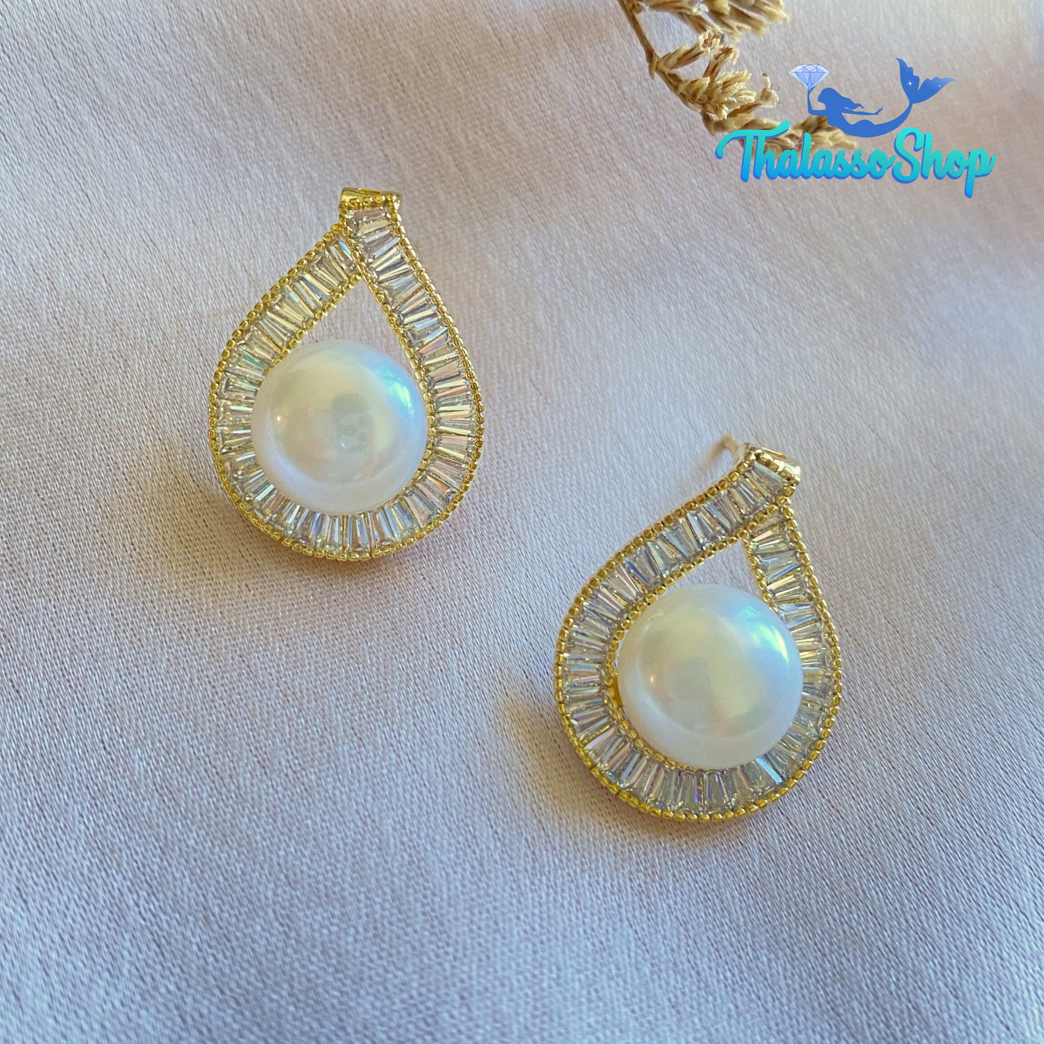 LAURIE Pearl Earrings