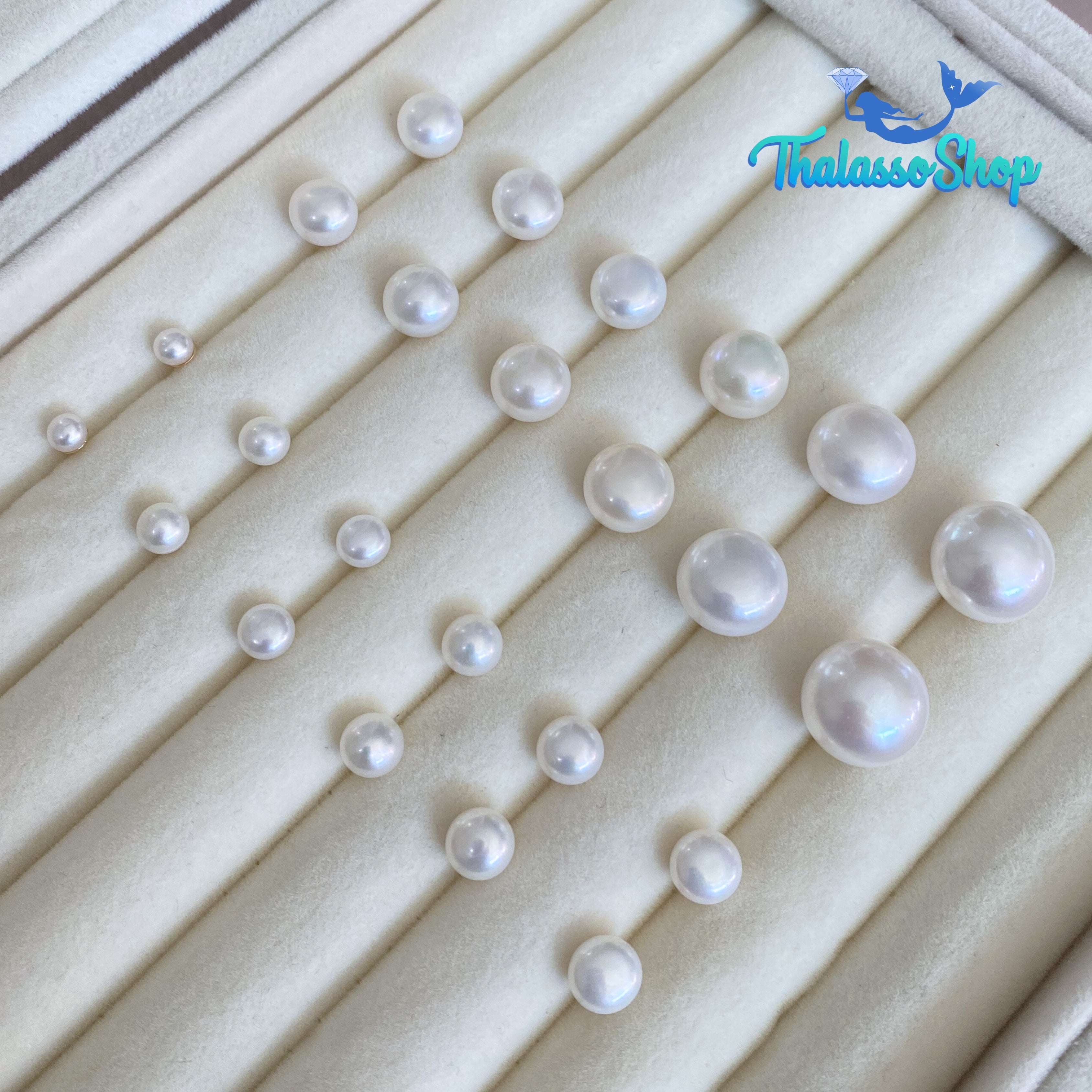 PIA Pearl Stud Earrings