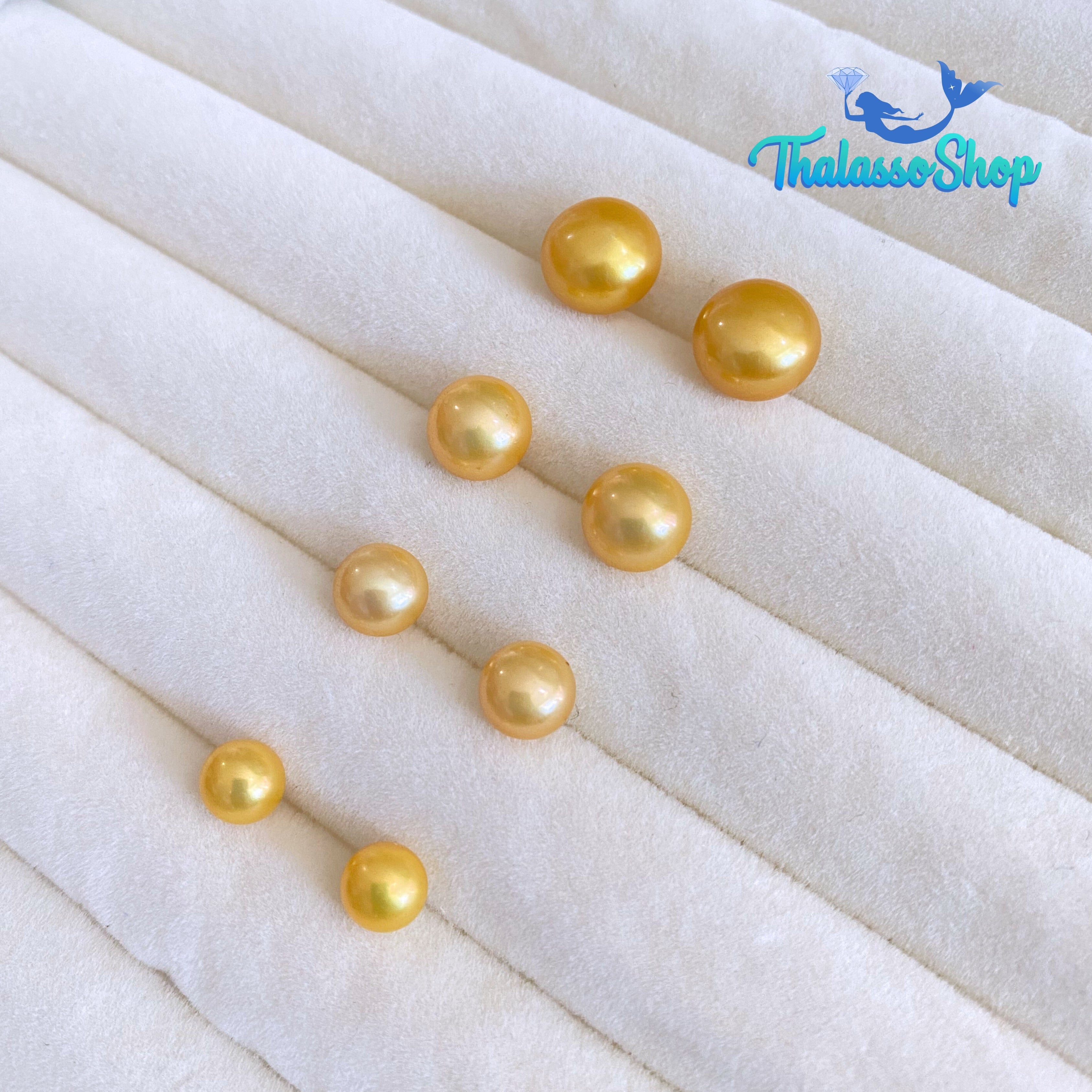 PIA Pearl Stud Earrings